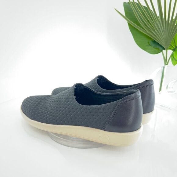 Ecco Women's Soft 2.0 Slip On Shoe Size 37 6 Black Fabric Casual Flat Stretchy - Picture 8 of 13